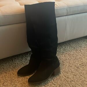 Gap suede boots